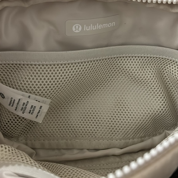 LuluLemon Crossbody Bag - Picture 2 of 3